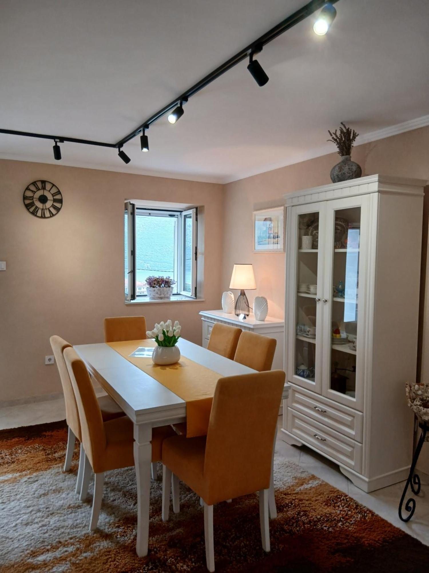 Вилла House Hill Star Кумбор Экстерьер фото