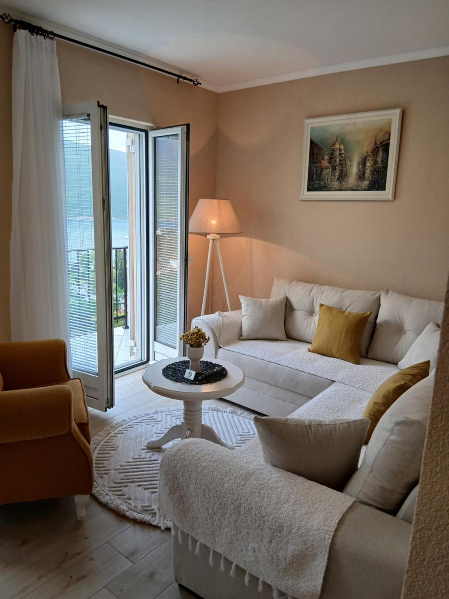 Вилла House Hill Star Кумбор Экстерьер фото